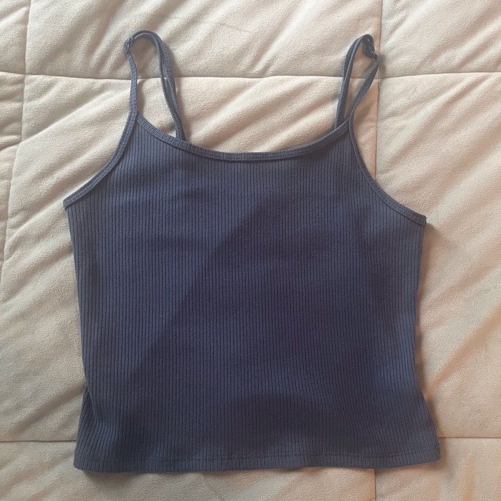 american eagle navy ribbed tank (kinda cropped)